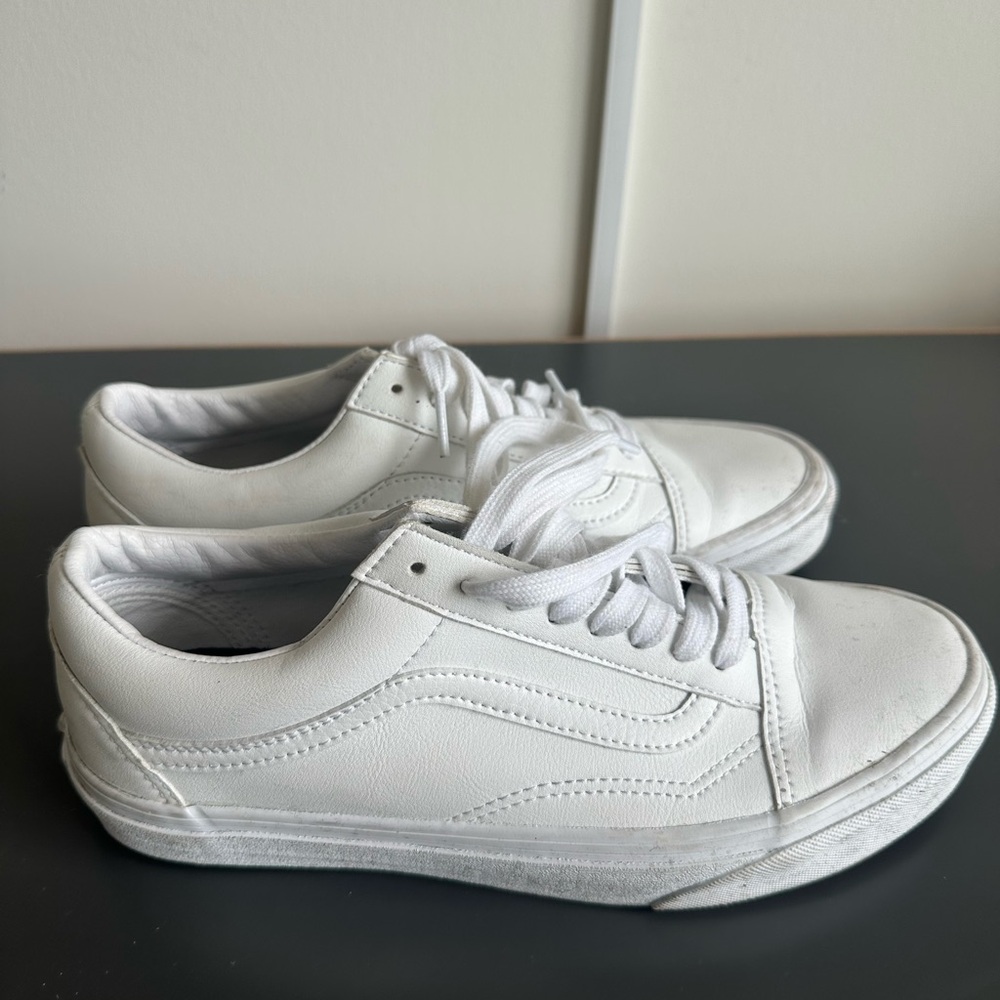 Unisex White Vans Low-Top Sneakers